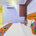 Hotel Shanti House New Delhi Karnail Singh Stadium Gate No 1 Connaught Palace 4 Minuit And 7 Minuit Vfs Shivaji Stadium Metro Station
